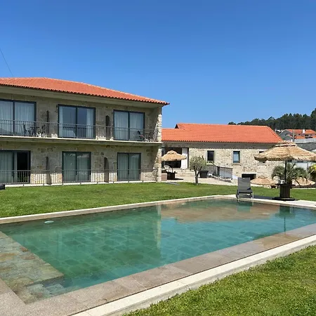 Pacos De Douro - 1 Jardin & Lumiere Homestay *