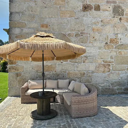 Homestay Pacos De Douro - 1 Jardin & Lumiere Romariz